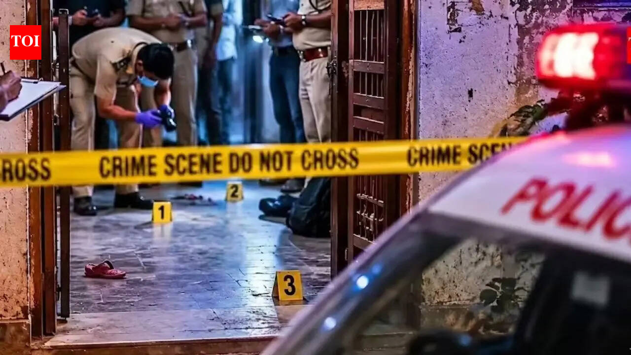 Family of 4 found dead in Maharashtra's Washim, suicide suspected