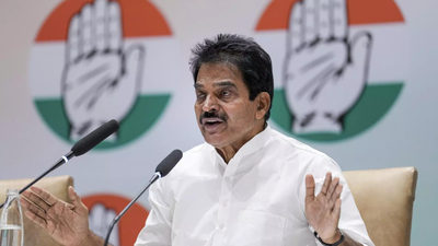  Venugopal counters 'ED agent' barb against Rahul Gandhi