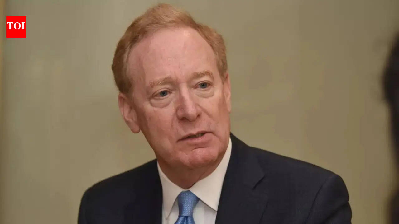 Microsoft president Brad Smith has a message for students booing tech CEOs