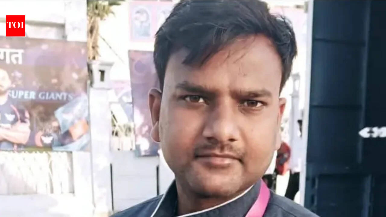 Pump operator dies of electrocution in Lucknow; family and workers protest for compensation and accountability