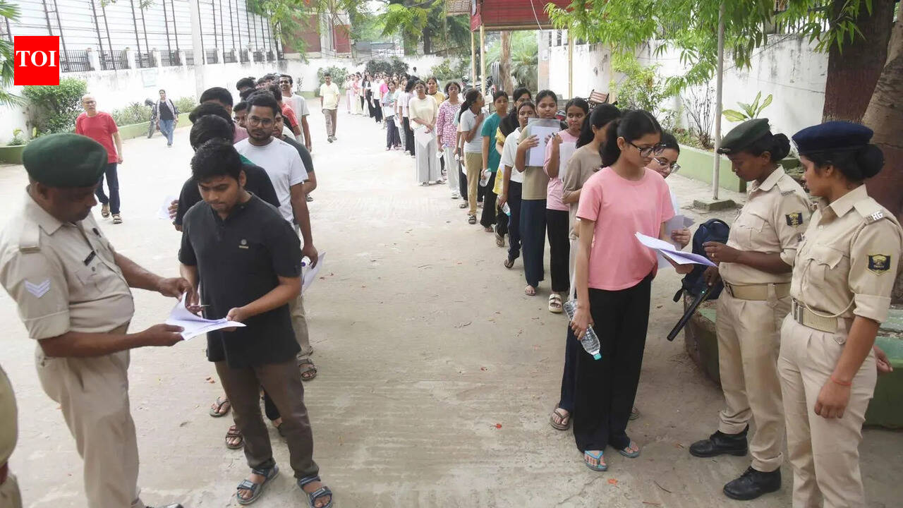 4 more held for cheating NEET students during May 3 exam