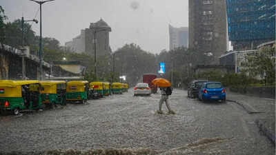 Heavy rain lashes of parts of Bengaluru