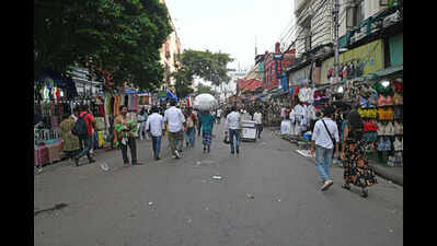 3 held: First hawker arrests after CM tough talk