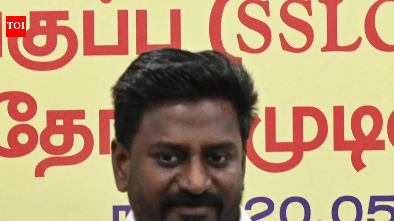 Look at water issues scientifically: Min