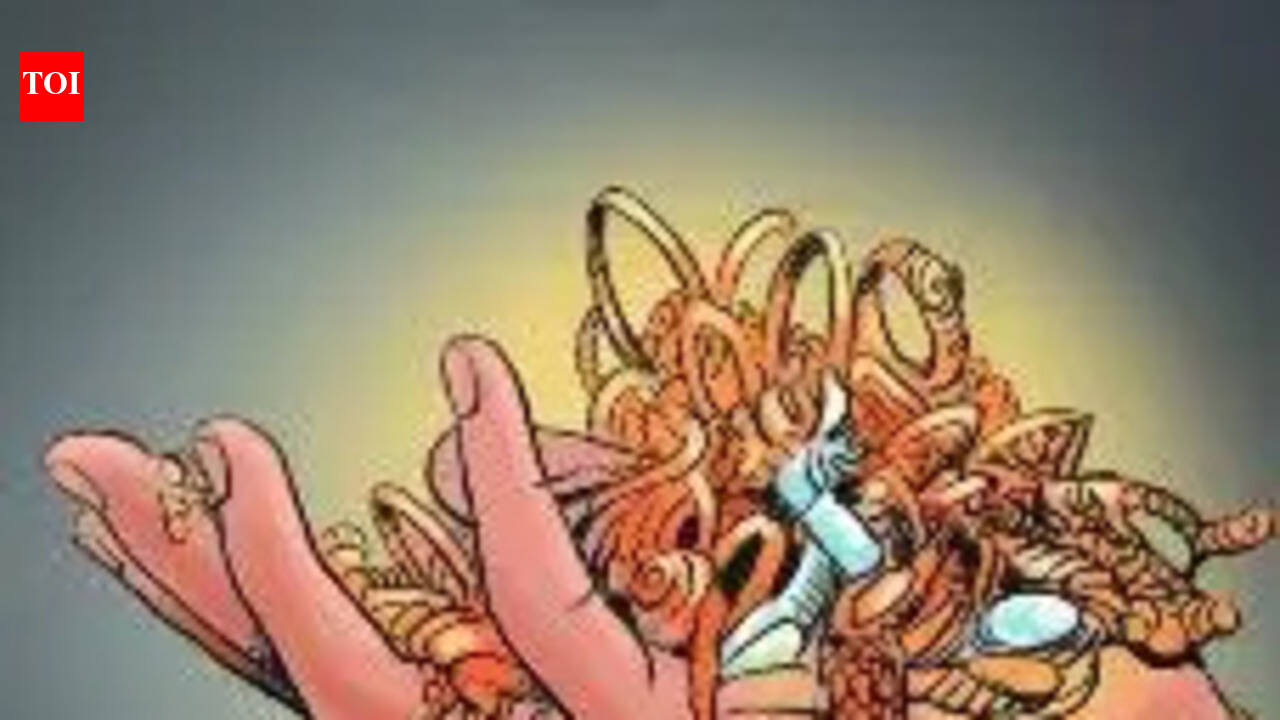Priest held for Rs 15 lakh gold mangalsutra theft at Navi Mumbai temple