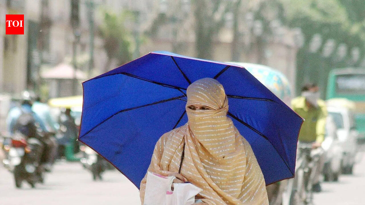 Intense heatwave returns, sultry weather troubles locals