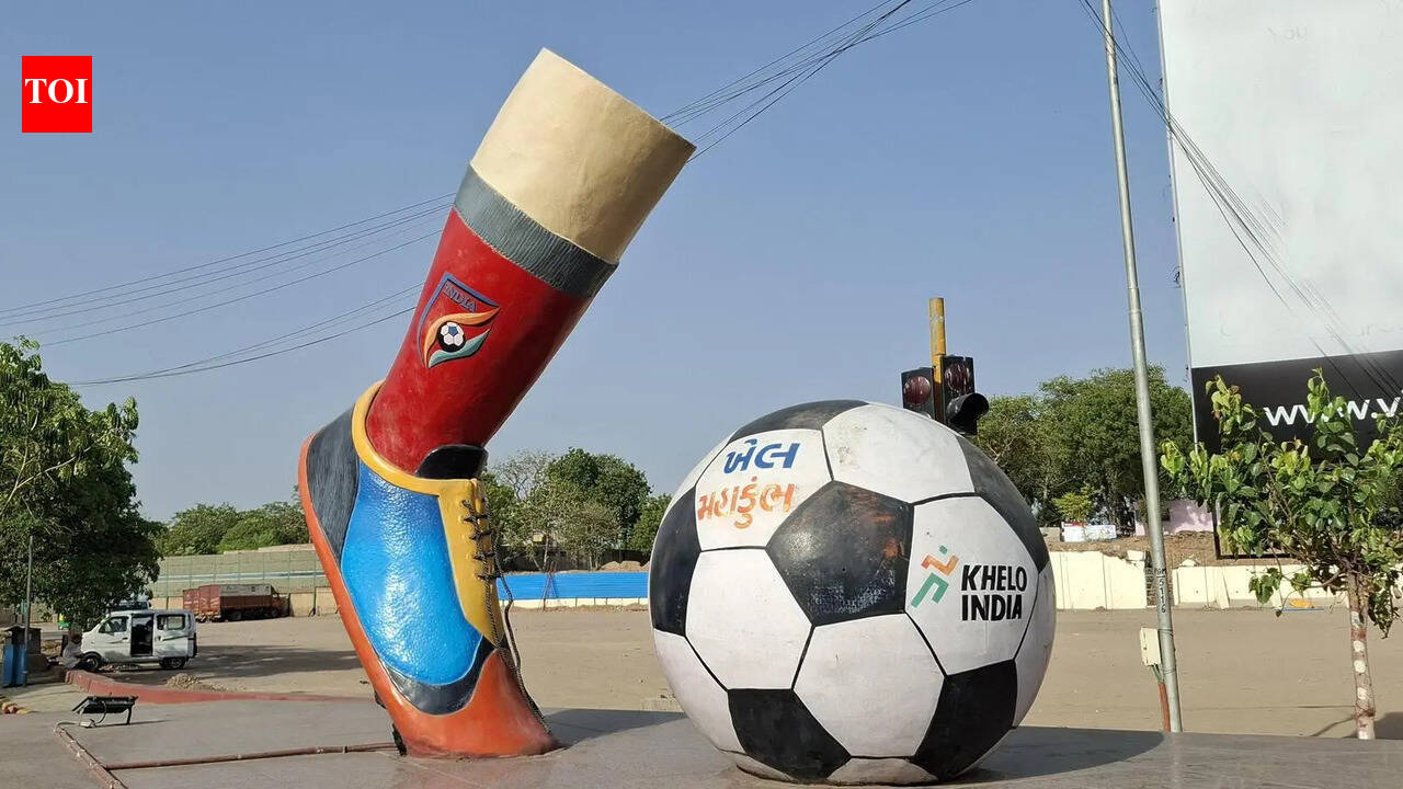 Highest footfall at Kankaria ‘football’ ground from garba, rallies