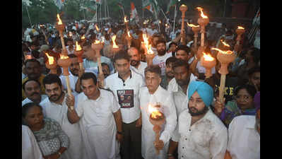 Youth Cong slams govt over NEET paper leak