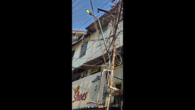 Pune Cantt Board repairs 200 streetlights, hundreds still await restoration