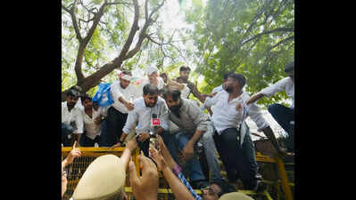 ​NSUI ​members detained during protest against exam paper leaks