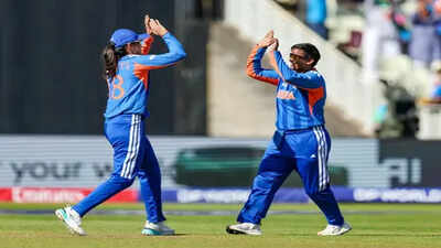 Smriti Mandhana, Deepti Sharma power India to dominant win over Pakistan in T20 World Cup opener