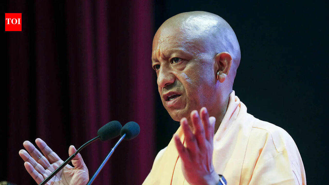 उत्तर प्रदेश के मुख्यमंत्री योगी नोएडा अंतरराष्ट्रीय हवाई अड्डे के लिए जमीन देने वाले किसानों को सम्मानित करेंगे | भारत समाचार