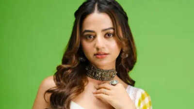 Helly Shah speaks up on importance of saving money in the face of global crises, conflicts