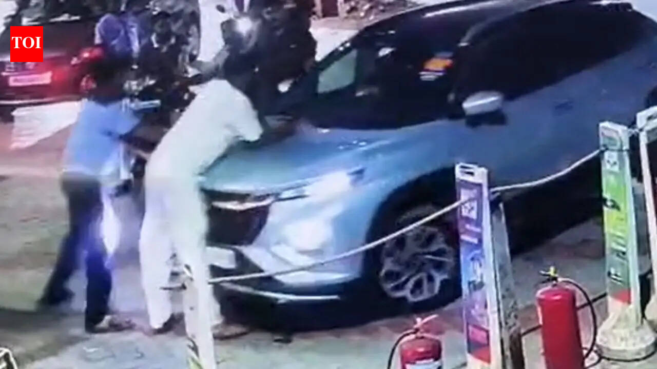 Man booked for dragging petrol pump employee on car bonnet in Mumbai