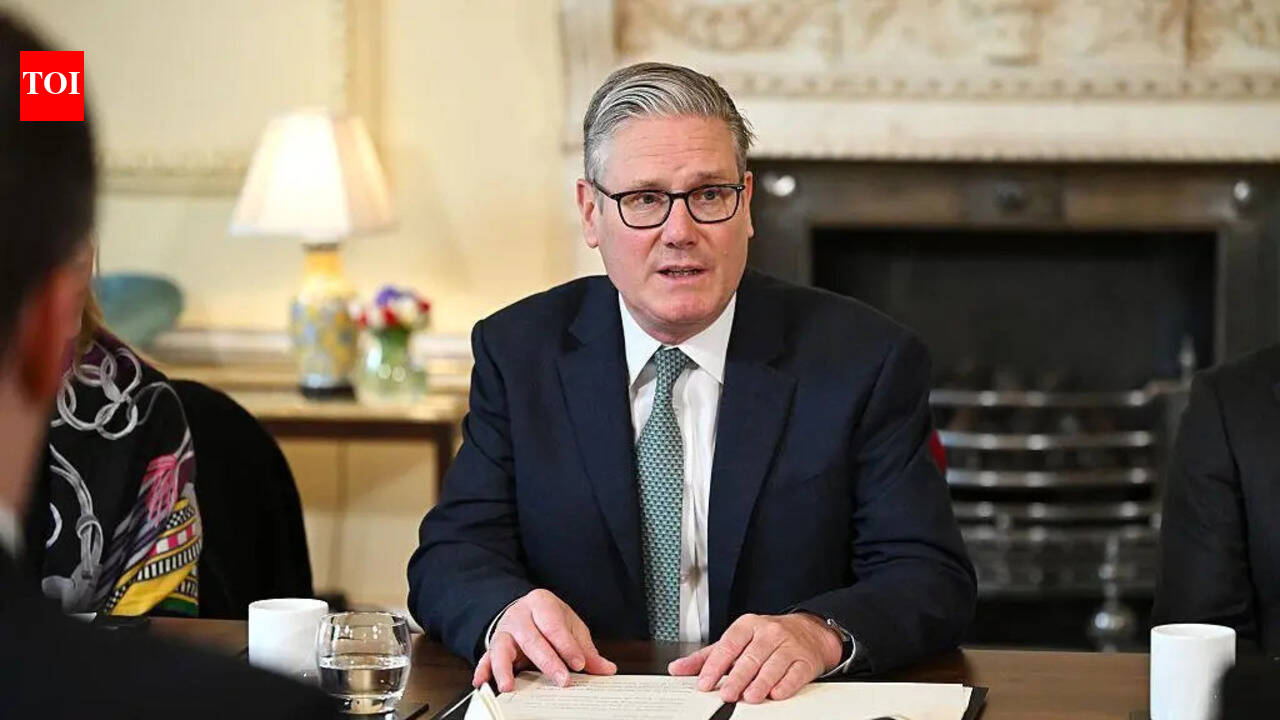 UK PM Keir Starmer proposes social media ban for under-16s targeting TikTok, Instagram and Snapchat