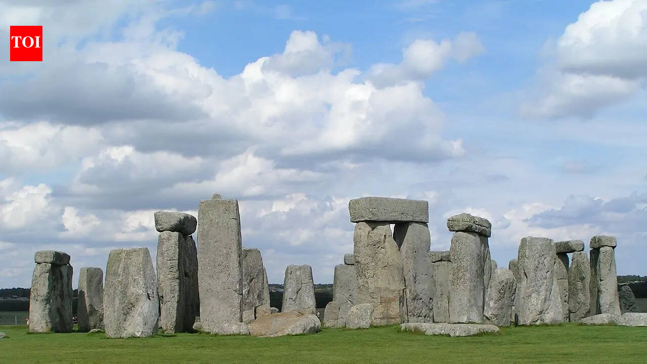 Scientists suggest Stonehenge’s Altar Stone may have been moved by ice, rewriting the monument’s past