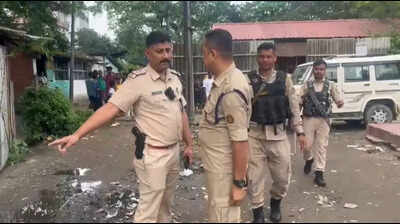 Drug syndicate busted in Dibrugarh; 10 held, drugs, cash & gold seized