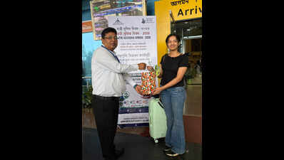 Dibrugarh airport welcomes passengers with tree aaplings on Yatri Suvidha Diwas