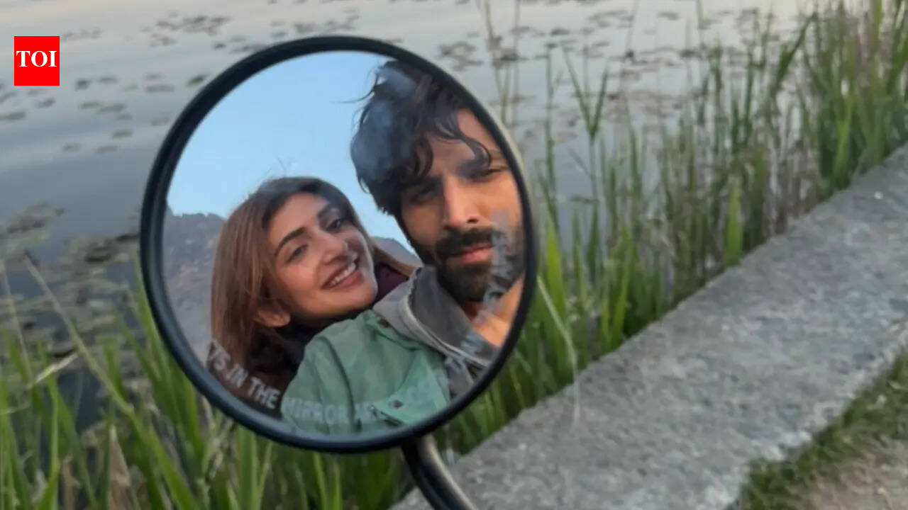 Kartik Aaryan’s birthday wish for Sreeleela wins hearts; Fans tease, 'Objects in the mirror are closer than they appear'