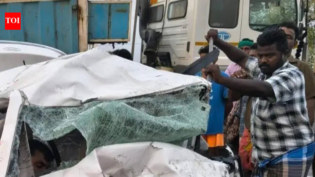 Three engineers killed in car-truck collision near Perambalur