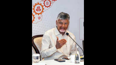 Naidu urges NUS to set up campus in Amaravati