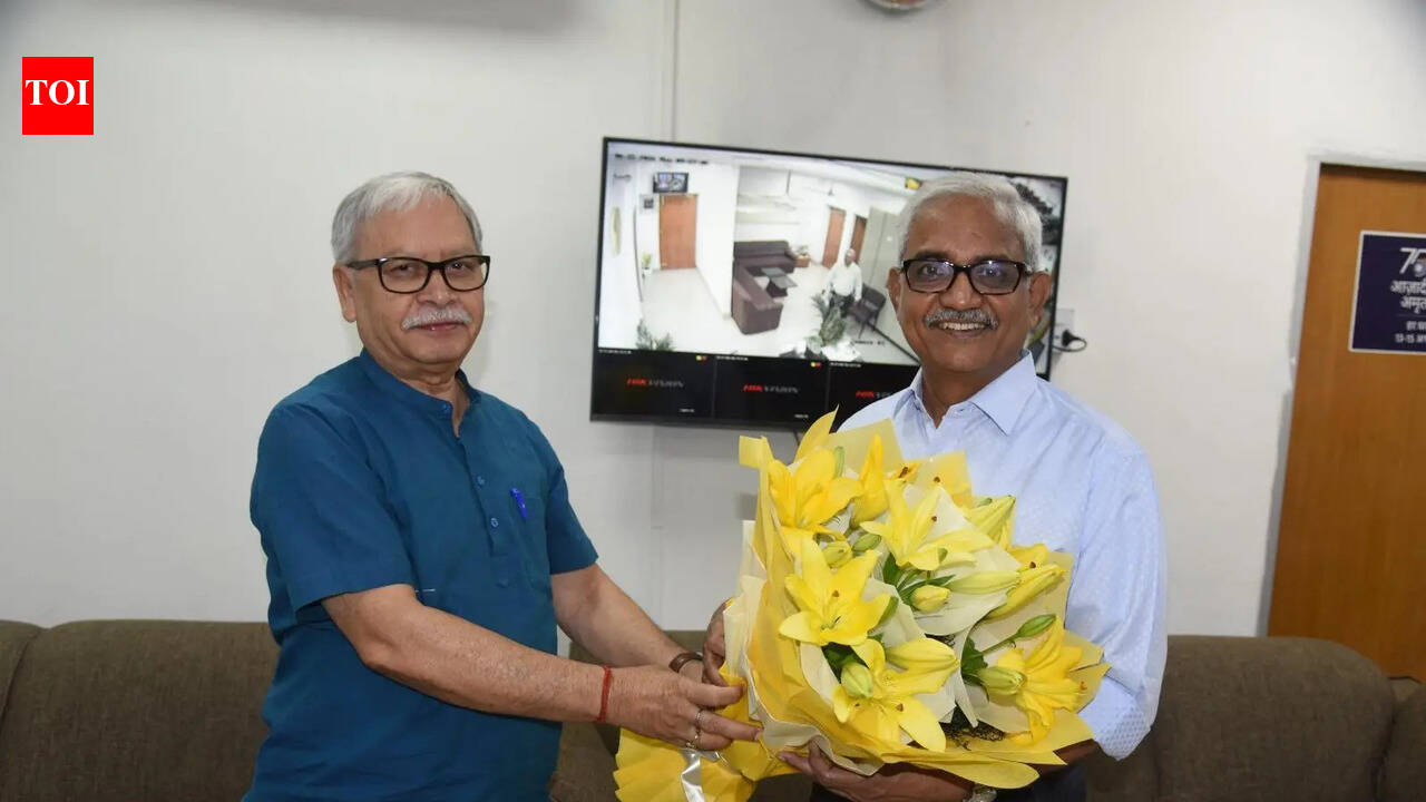 Prof Uma Maheshwar Rao assumes charge as director of MNNIT