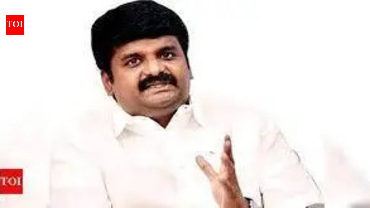 Now, Vijaya Baskar slams EPS over ‘lack of internal democracy’ in party