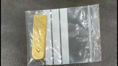 Rs 37 lakh worth gold seized from Dubai flight