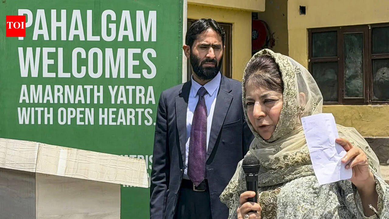 Protecting Amarnath yatris collective duty of Kashmiris, says Mehbooba