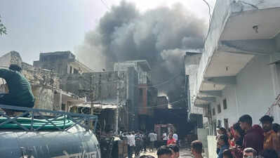 Fire destroys warehouse in Chittorgarh