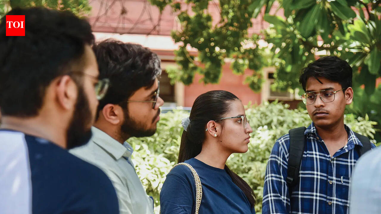 Ahead of retest, NEET glitches trouble students; two nabbed for promising paper
