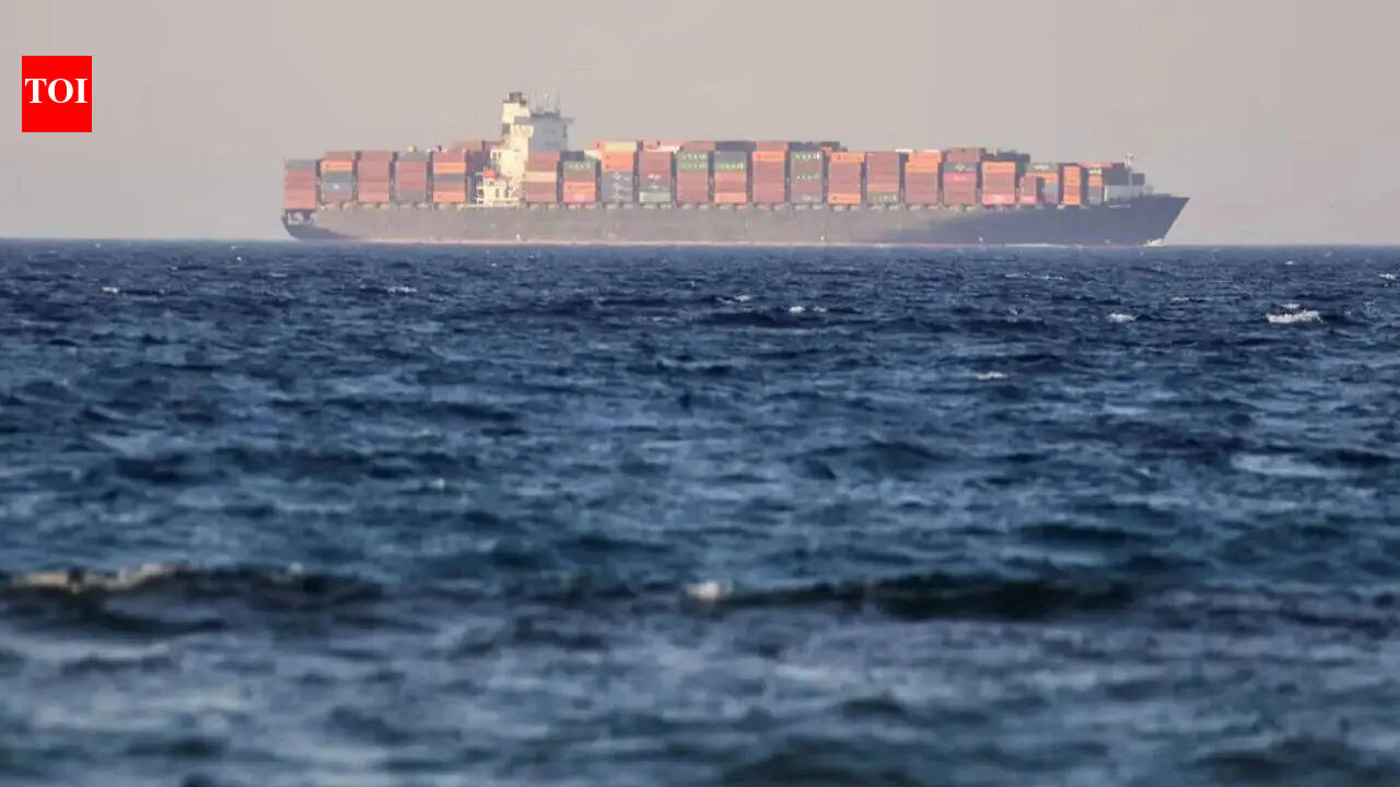Safe Hormuz passage for Disha sparks hope for 34 India-bound ships