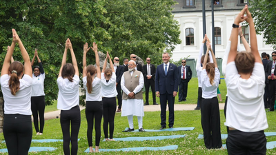 PM Modi witnesses schoolchildren from Slovakia perform Yoga during his visit, shares pictures