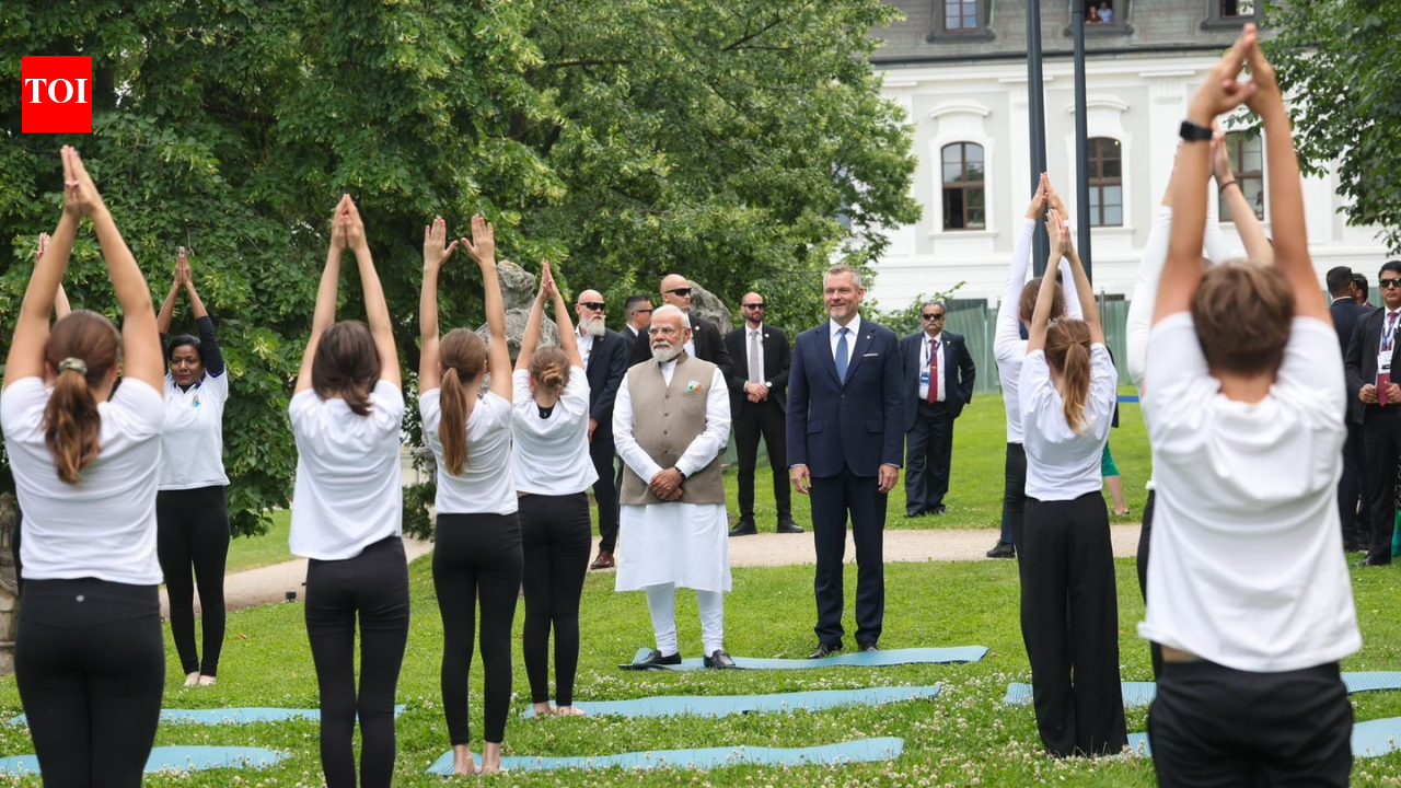 PM Modi witnesses schoolchildren from Slovakia perform Yoga during his visit, shares pictures