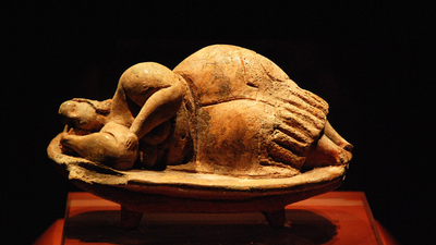  Malta’s hidden 5,000-year-old underground temple revealed in 1902 with 7,000 skeletons