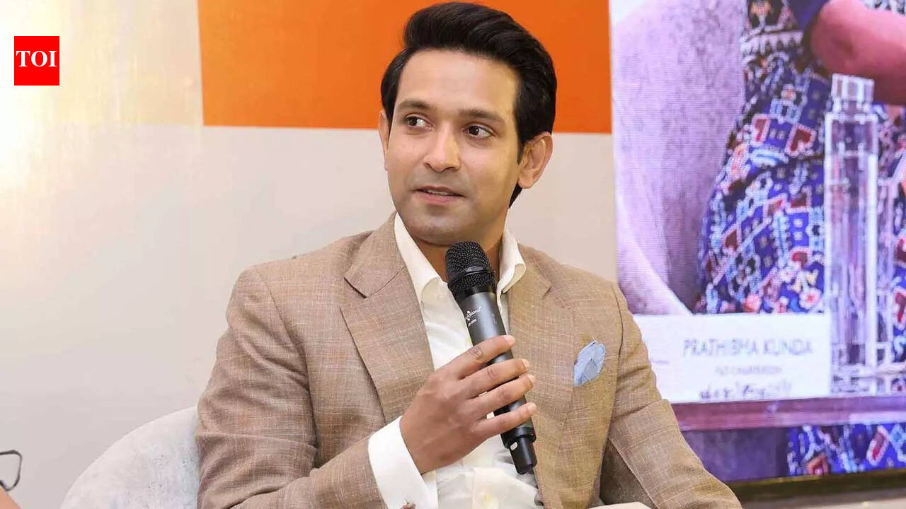 Vikrant Massey reveals his family was targeted by cybercrime: 'Money was deducted from my wife’s account twice'