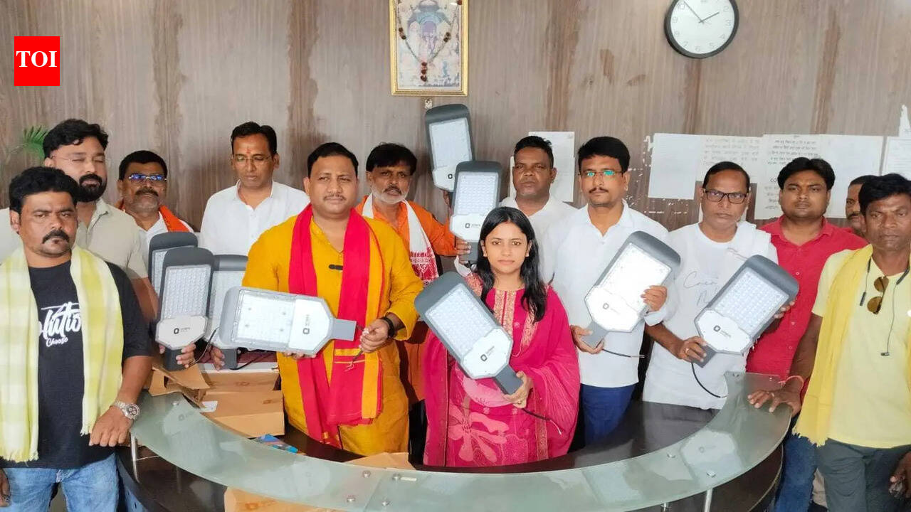 Chas to get 2,500 new streetlights