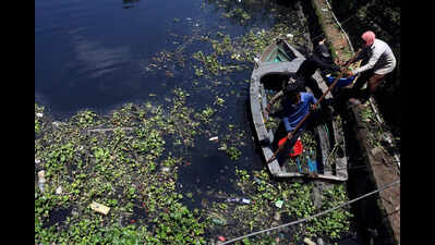 Meeting directs KMRL to fast-track Kochi’s canal cleanup and key bridge projects