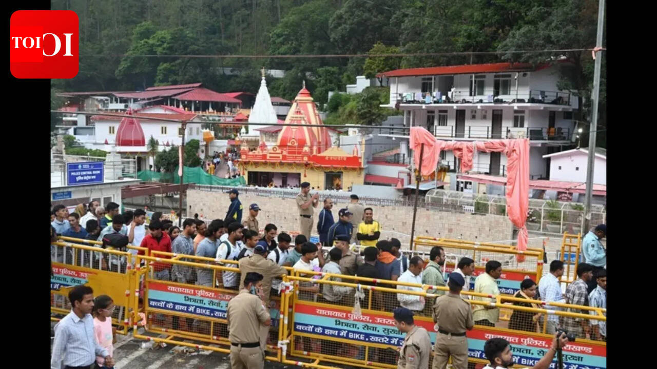 Weather fails to dampen Kainchi Dham fervour, 1 lakh visit shrine