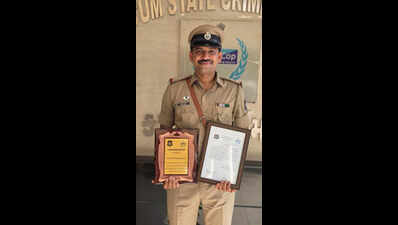Banaskantha cop gets best investigation award