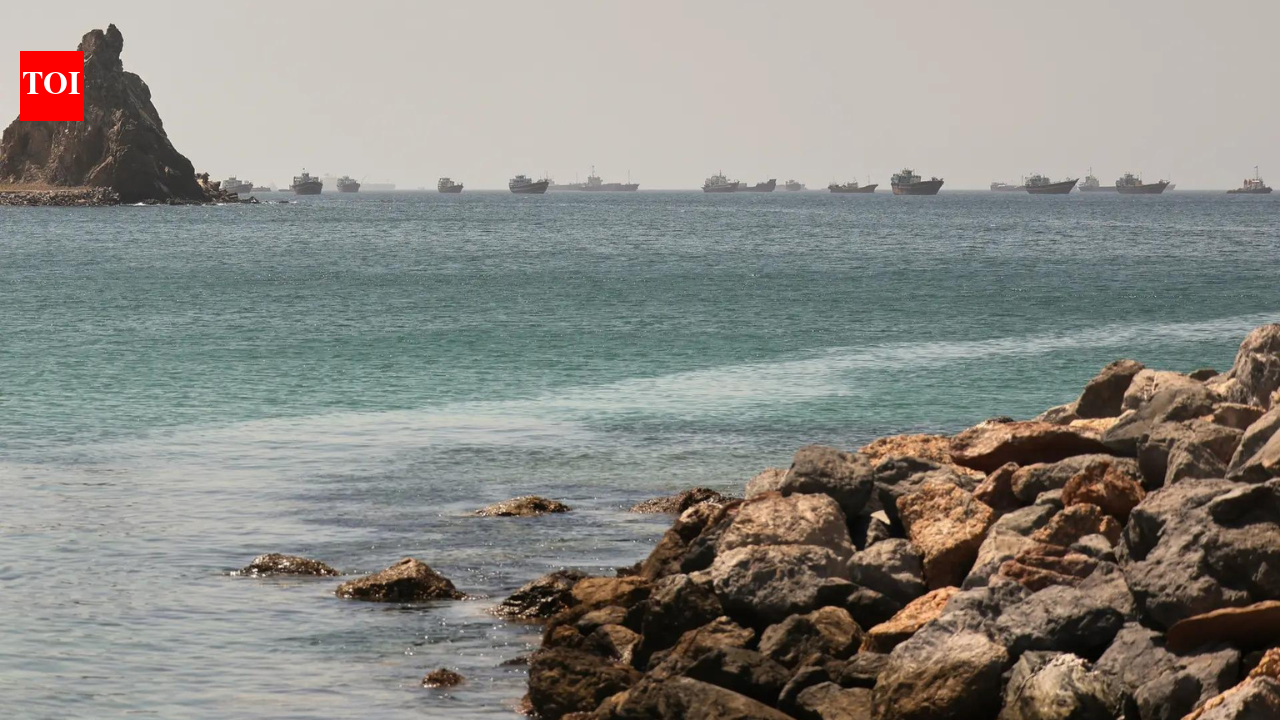 ‘Weapon more powerful than any nuke’: Iran can shut Strait of Hormuz again, US intel warns