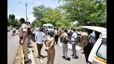 Decomposing body of unidentified woman found stuffed in bag near Godavari in Nashik
