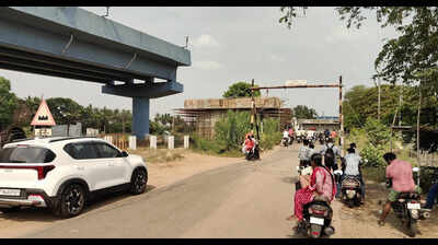 Poor progress in railway RoB works hit traffic across Trichy