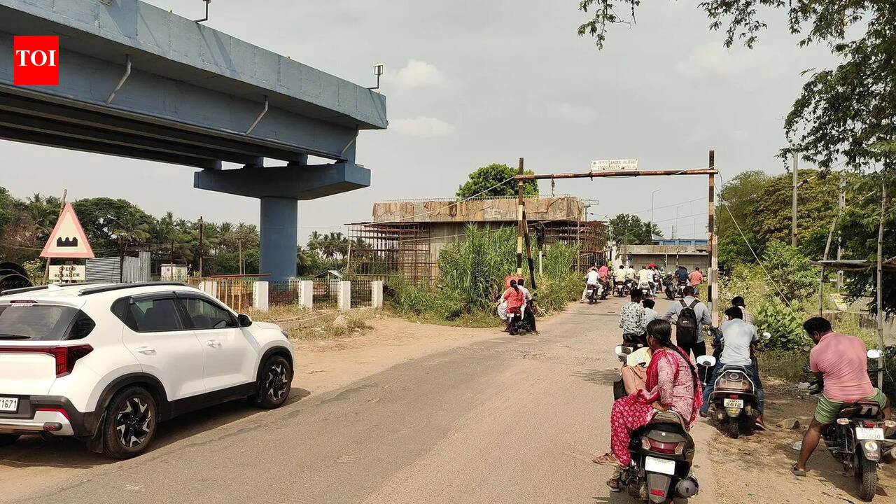 Poor progress in railway RoB works hit traffic across Trichy