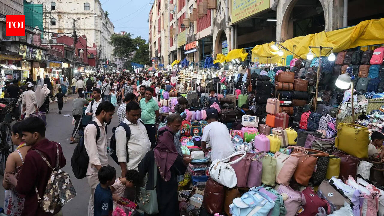 New Mkt hawkers return a day after CM’s visit