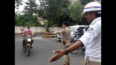 Five traffic challans in a year may lead to licence suspension: Govt