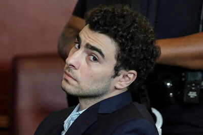  Hearing rescheduled after prosecutors fail to notify jail to bring him to court