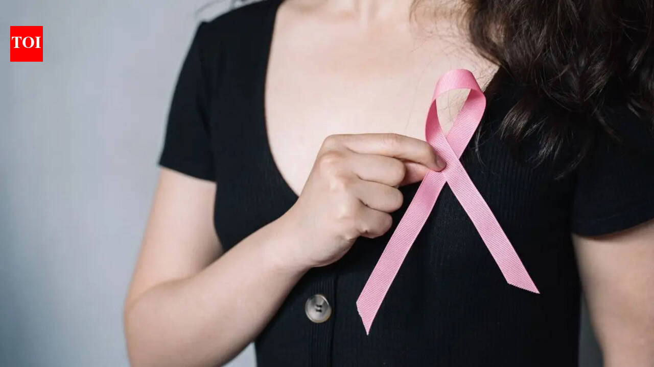"I thought it was...": Woman calls breast cancer symptoms "embarrassing"; read to know why