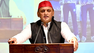 'SP is fully prepared': Akhilesh hits back at Rajbhar, says BJP has history of engineering splits