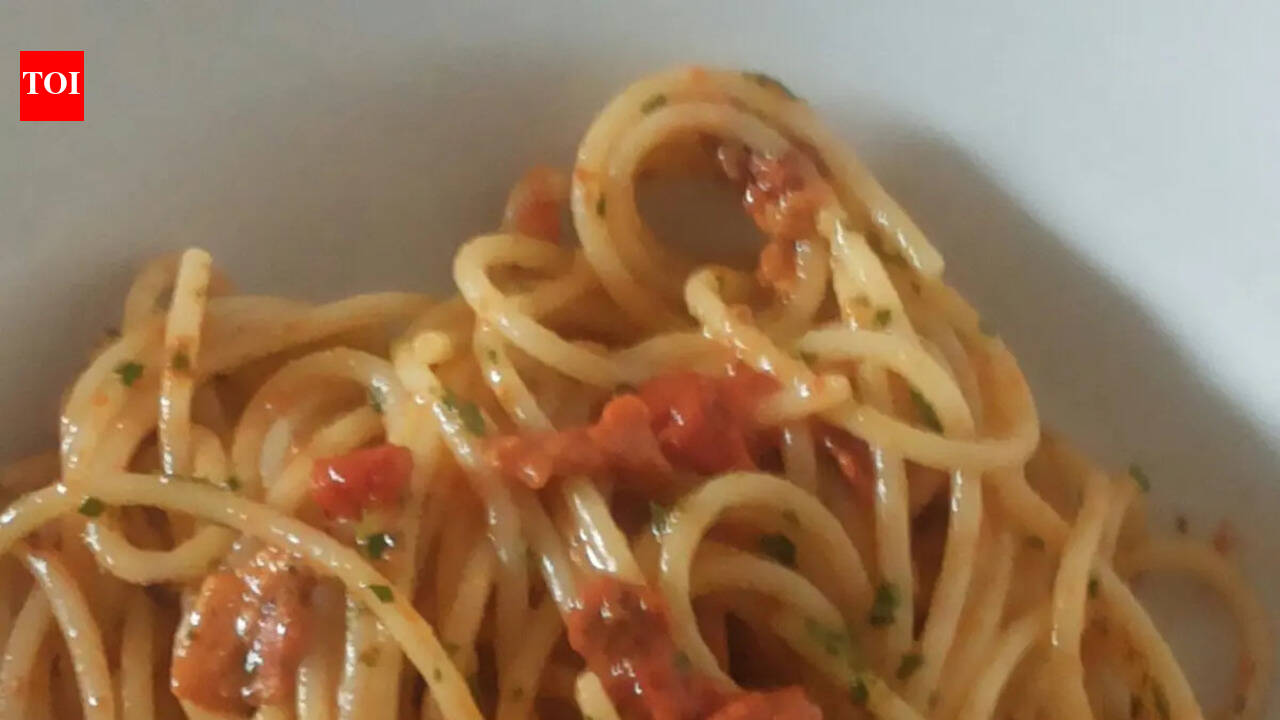 A beloved spaghetti topping is helping empty Italy’s seabeds near Naples, where poachers can remove 1,500 sea urchins in just two hours